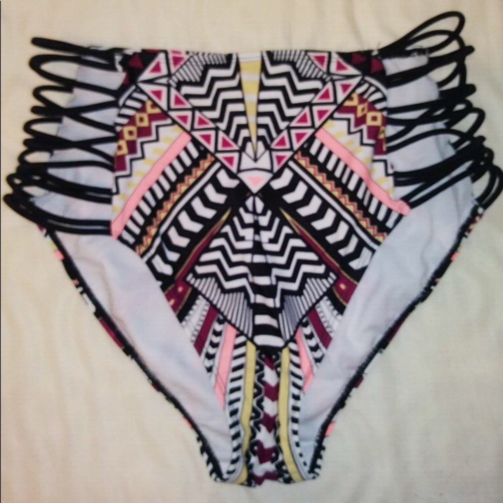 BIKINI BOTTOMS